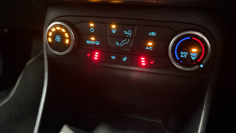 Ford Fiesta 1.0 EcoBoost Titanium 5dr Petrol Hatchback